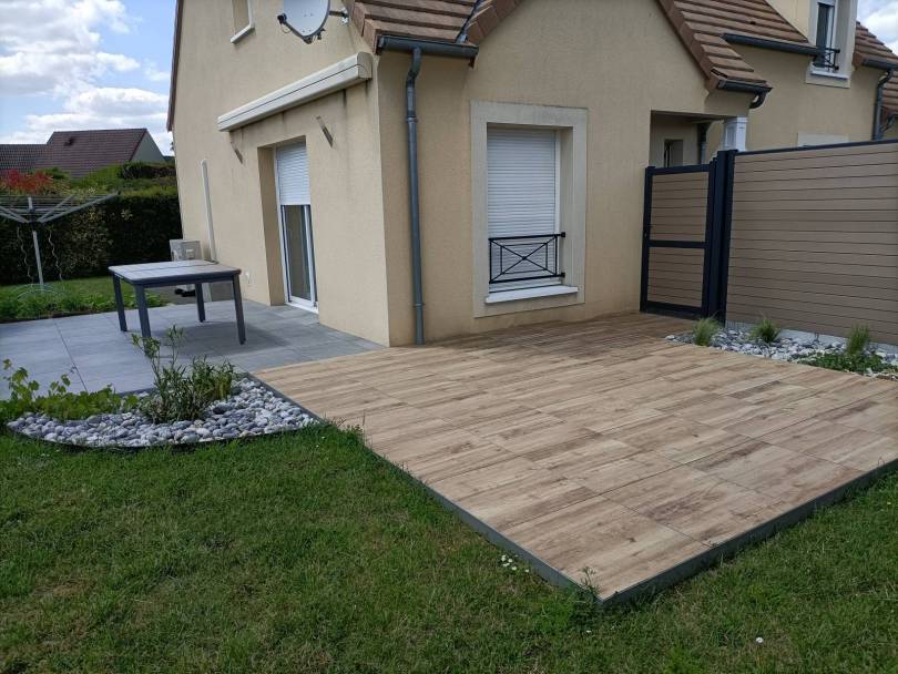  terrasse en carrelage sur plot modle bois et grs