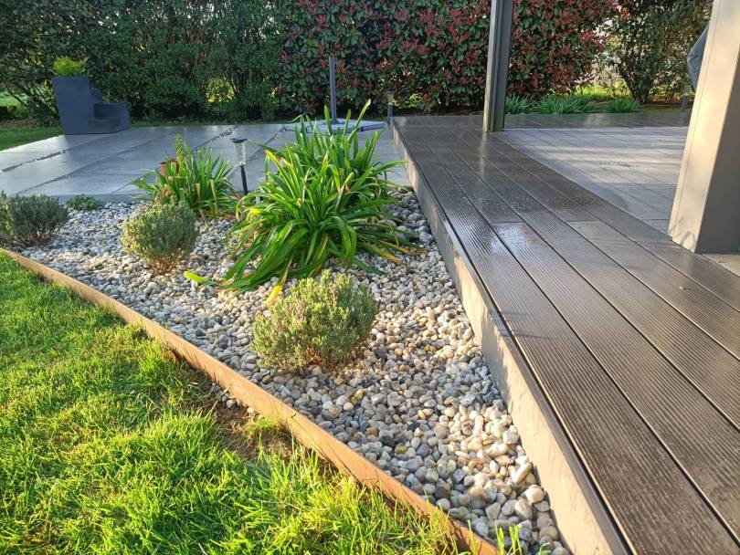 terrasse sur plots et composite